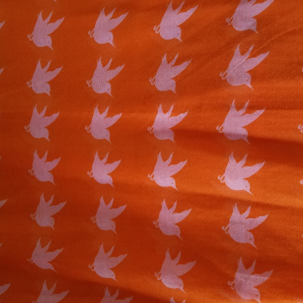 Apt9 scarf
